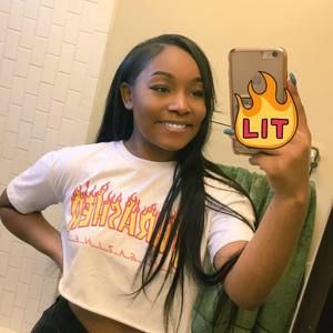 Meet your Posher, Lexy