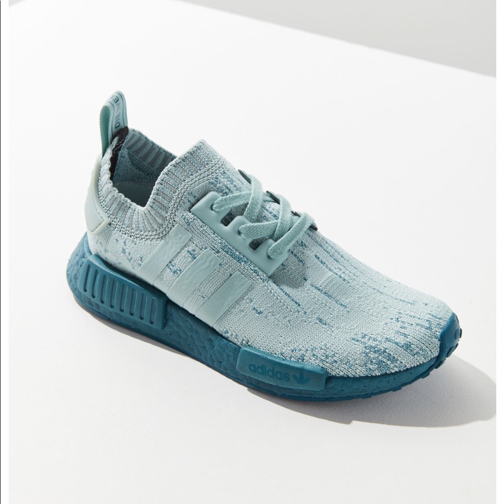 ❌SOLD❌ Adidas NMD_R1 Primeknit