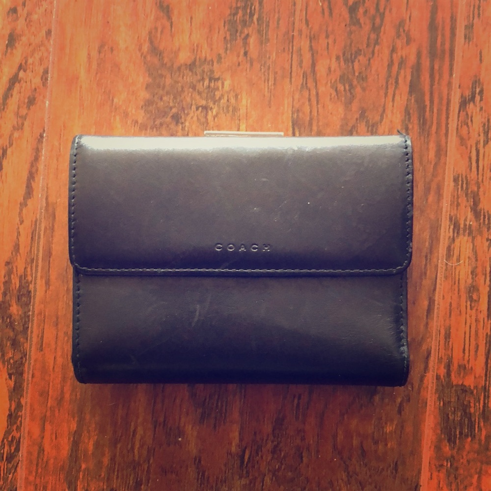Vintage authentic Coach wallet coin purse leather