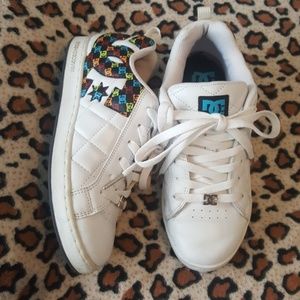 DC shoes