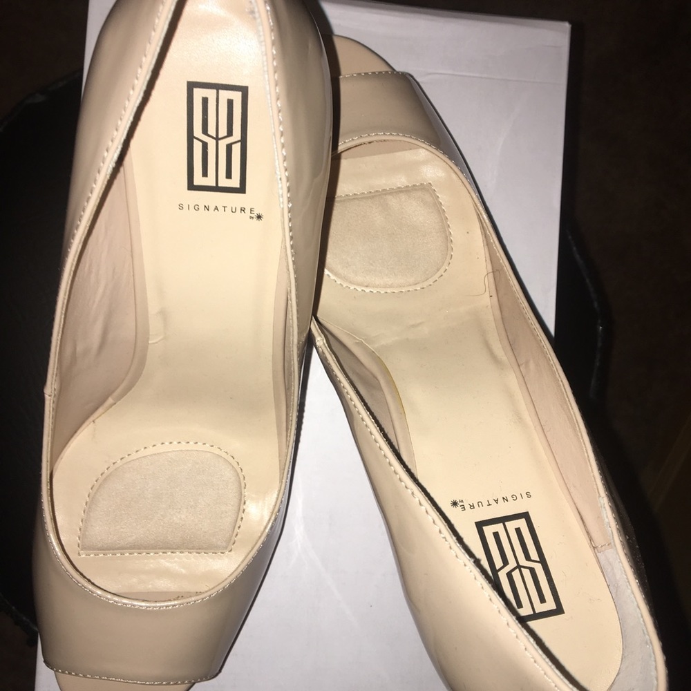Nude heels