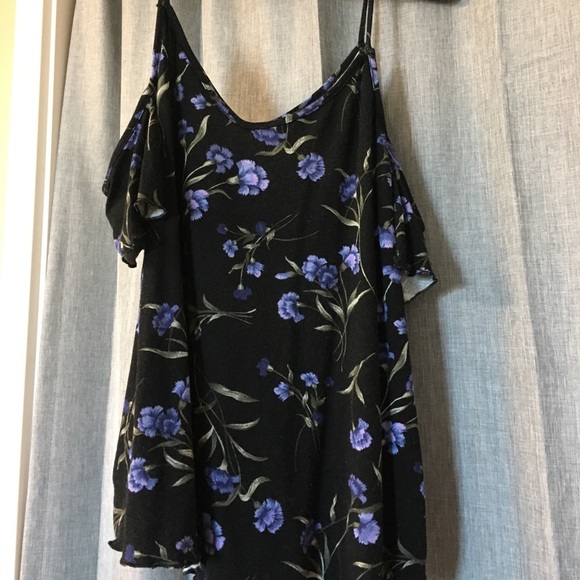 American Eagle top - Picture 1 of 2