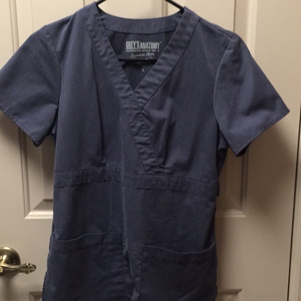 Scrubs small