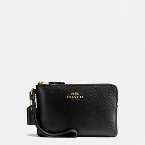CORNER ZIP WRISTLET
