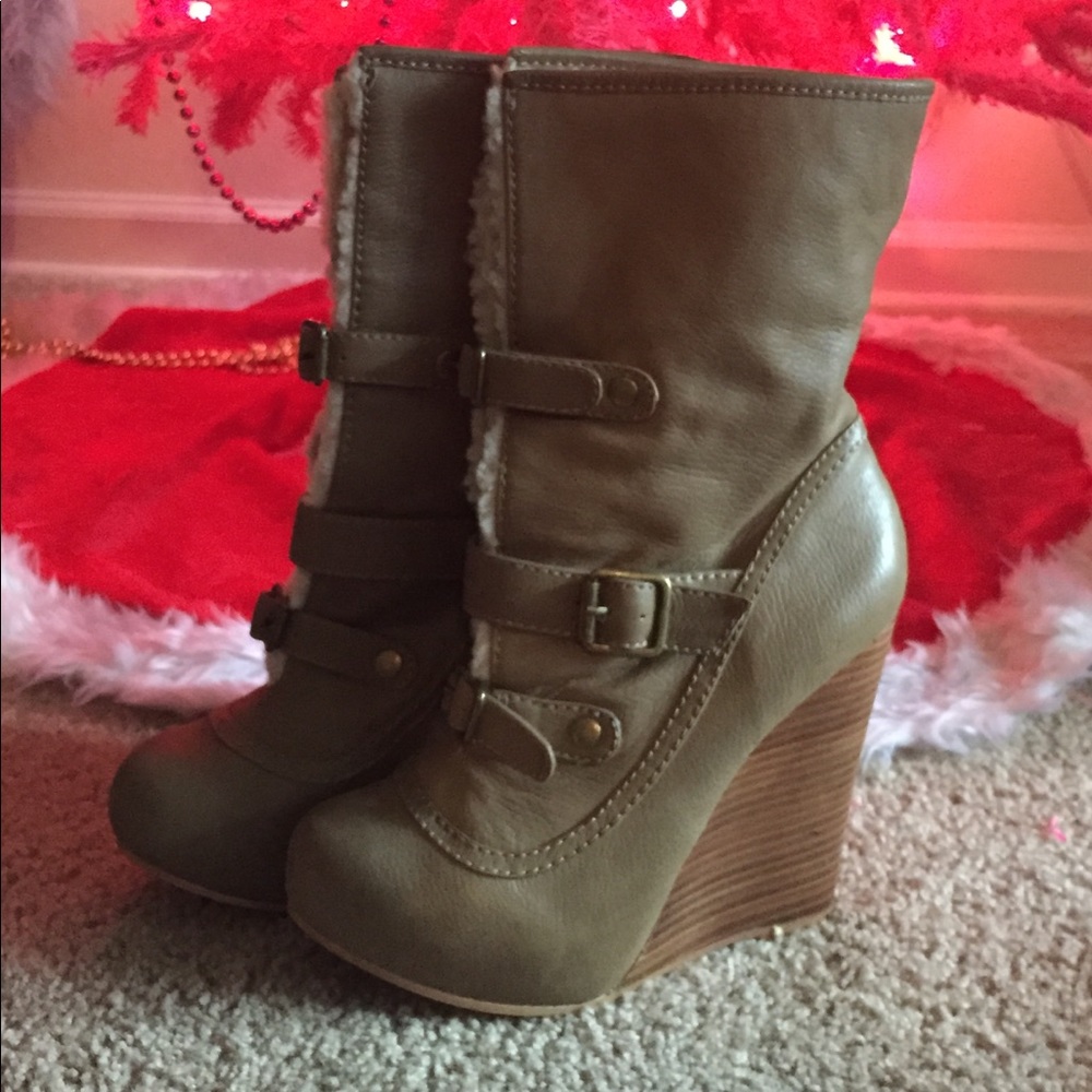 Woman's Leather Shearling Lining Wedge Boots