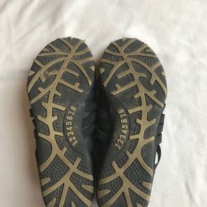Steve Madden, black slip on shoes
