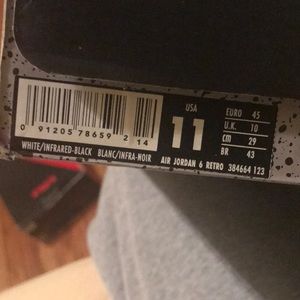 White/infrared Jordan 6 size 11