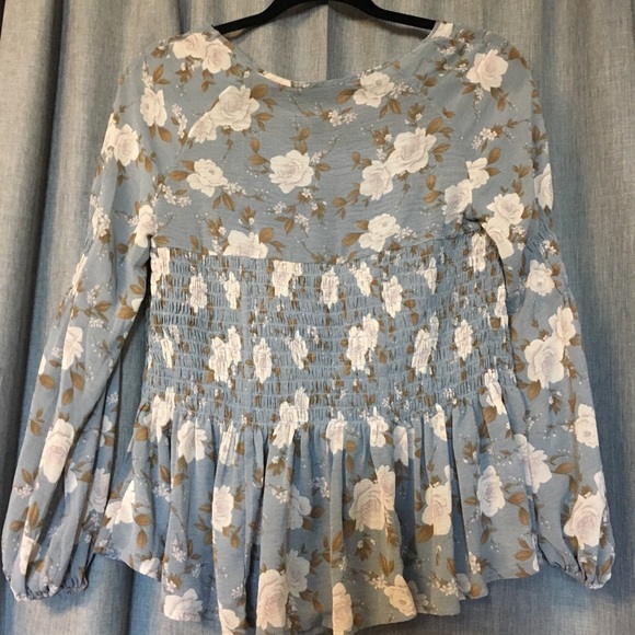 American Eagle blouse - Picture 2 of 2