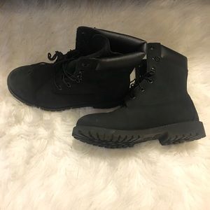 Black Timberland Boots