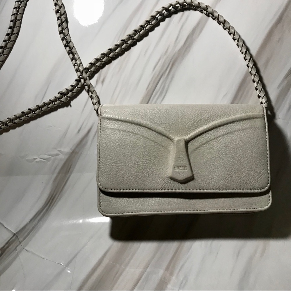 Cross shoulder bag