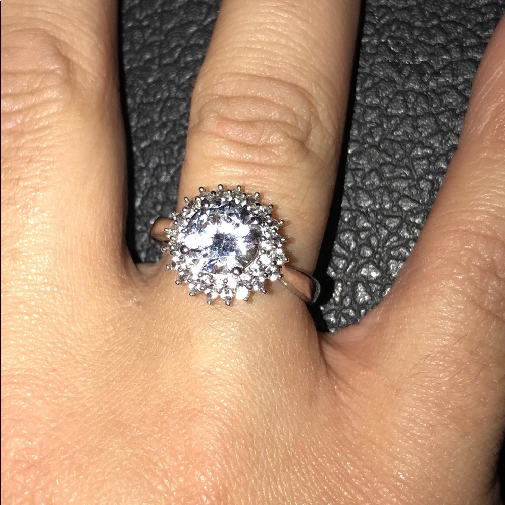 Flower engagement ring