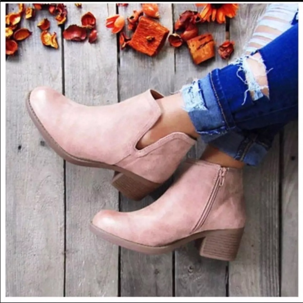 ❗️restock Side Cut Out Oil Distressed Bootie - Picture 1 of 4