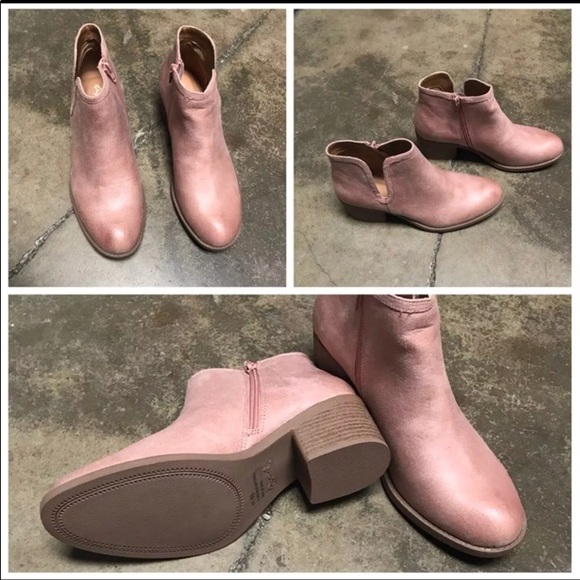 ❗️restock Side Cut Out Oil Distressed Bootie - Picture 2 of 4