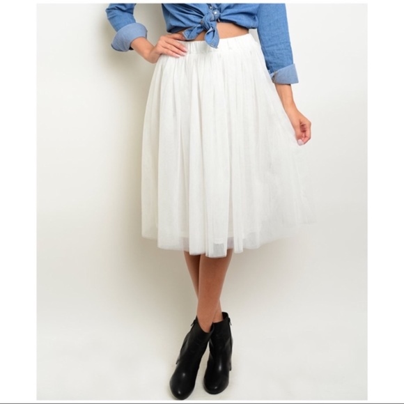 White Tulle Party Midi Elastic Waist Skirt NWT - Picture 4 of 5