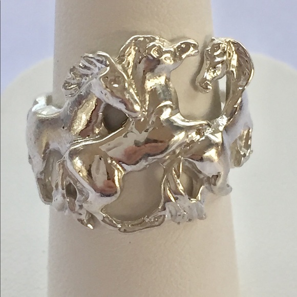 NWT Sterling silver .925 Wild Horses art ring - Picture 3 of 7