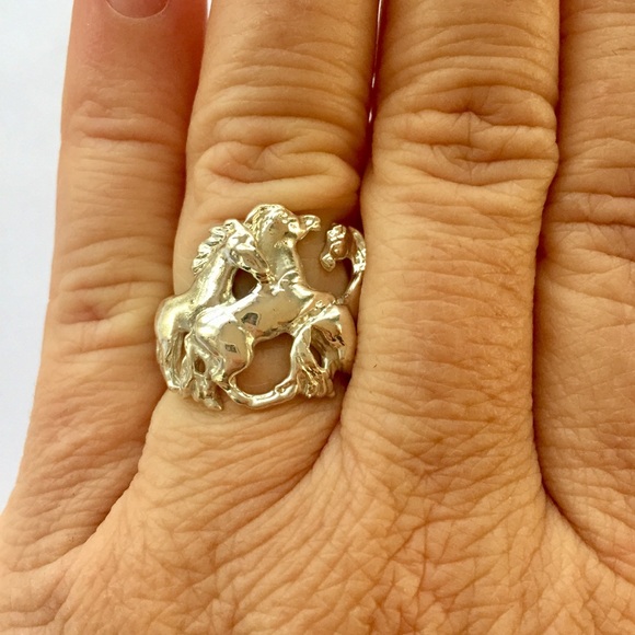 NWT Sterling silver .925 Wild Horses art ring - Picture 4 of 7