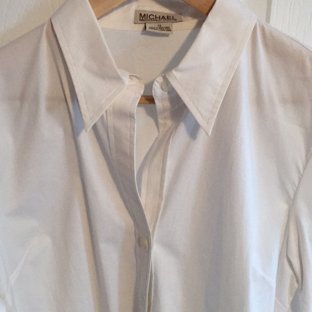 ⚡️Michael Kors Botton down blouse- size 12 - Picture 6 of 6