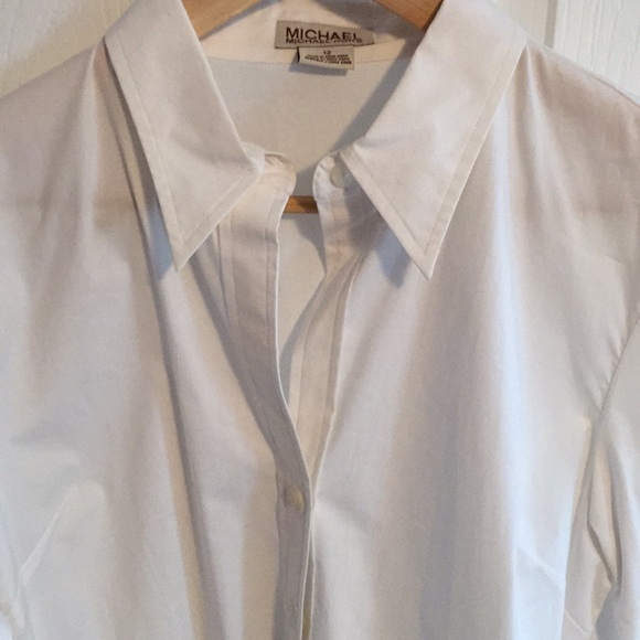 ⚡️Michael Kors Botton down blouse- size 12 - Picture 6 of 6