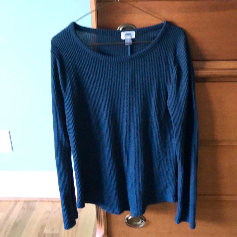 cute medium size long sleeve shirt old navy