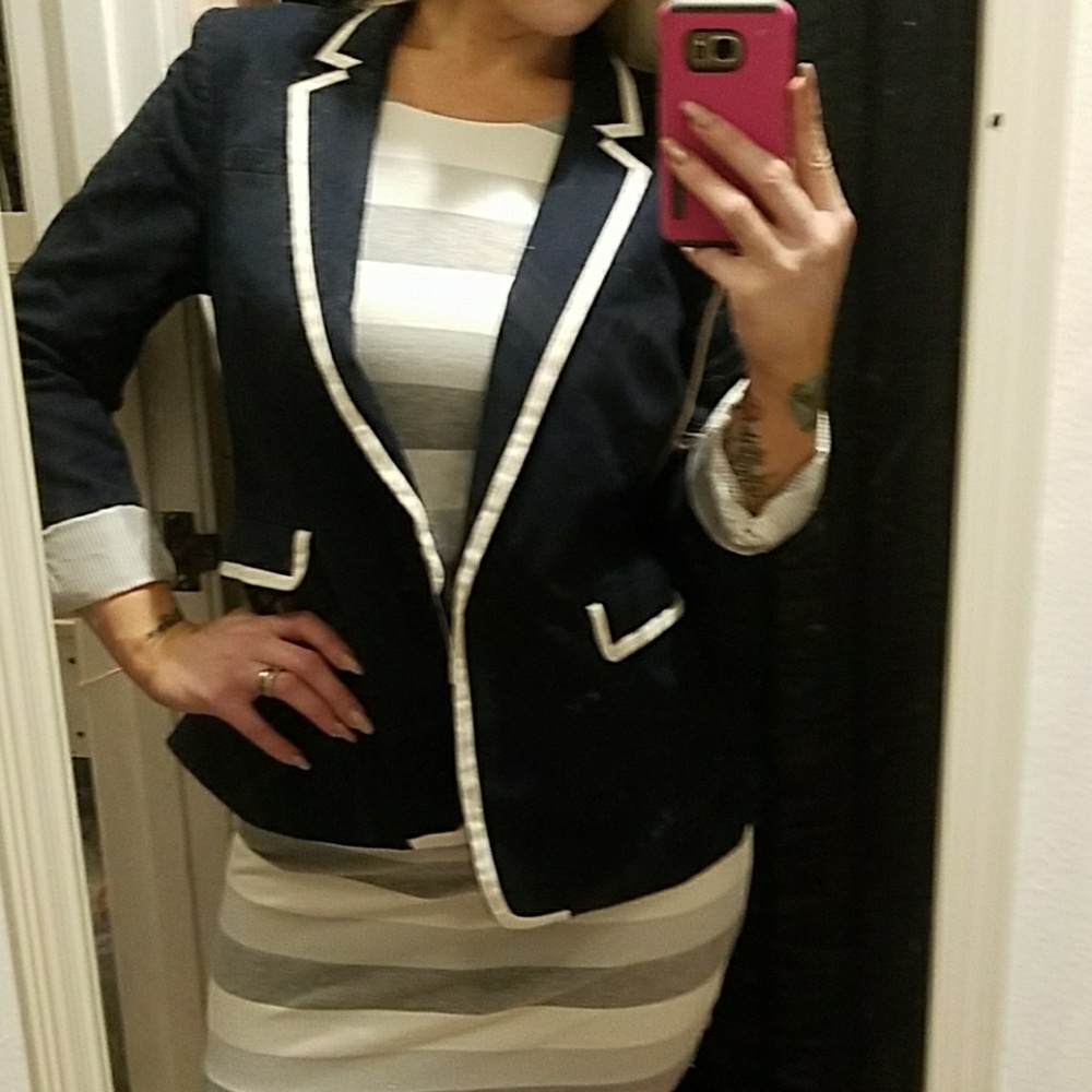 Sharp navy blazer