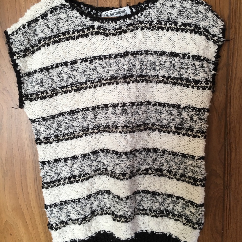 Black and white vintage sleeveless sweater