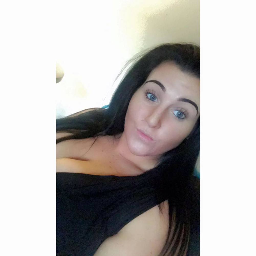 Meet your Posher, Claudia