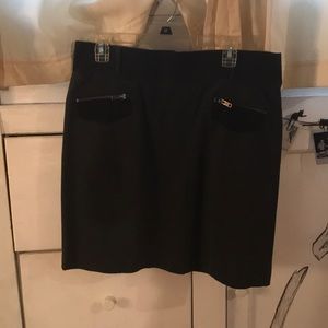 Vera Wang Black Skirt with Pockets