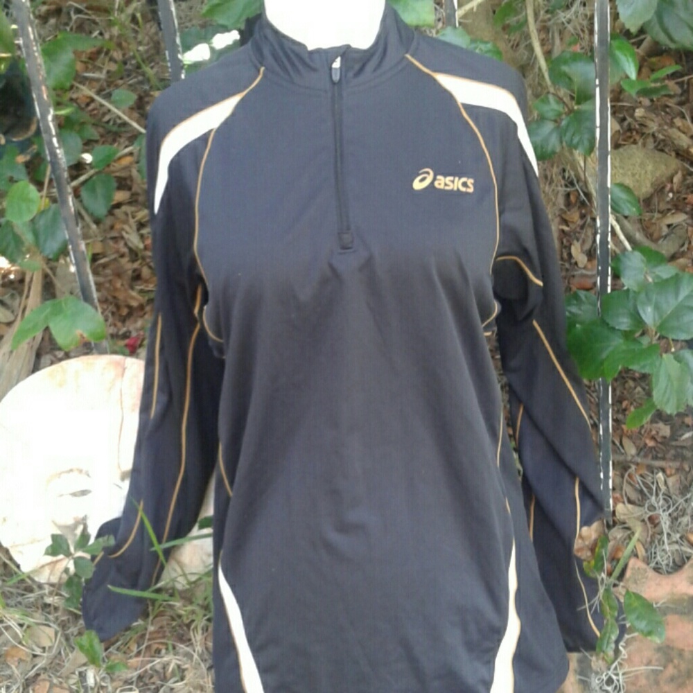 Asics large yoga running Fitness top large black