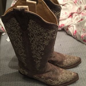 Women’s Corral Boots 8.5