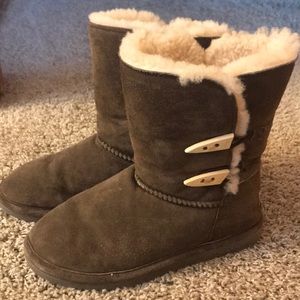 Bear paw winter boots