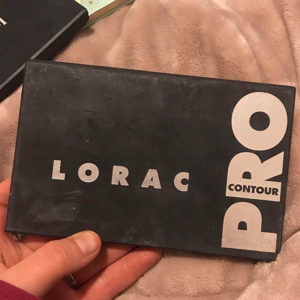 Lorac Pro contour kit