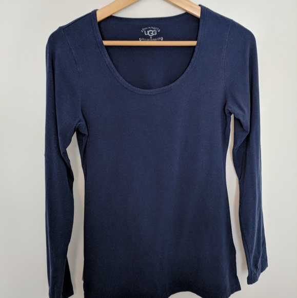 UGG Tops - 💸5/$25⬇️⬇️UGG Long sleeve t-shirt