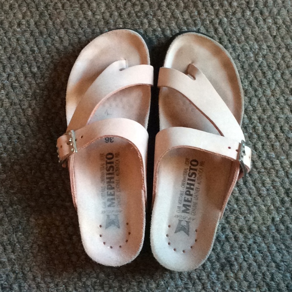 Mephisto Helen Sandal