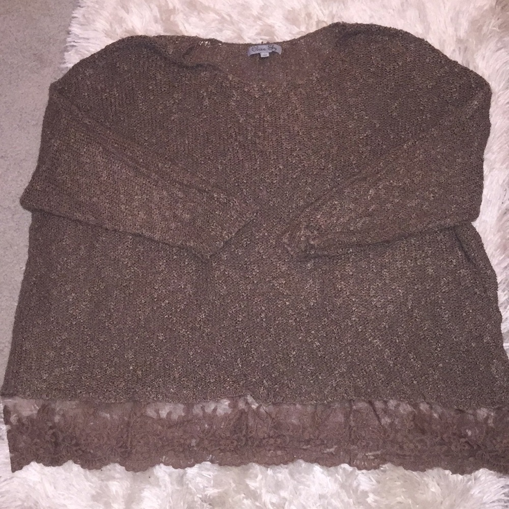 Boxy long lightweight sweater w/ lace trim bottom