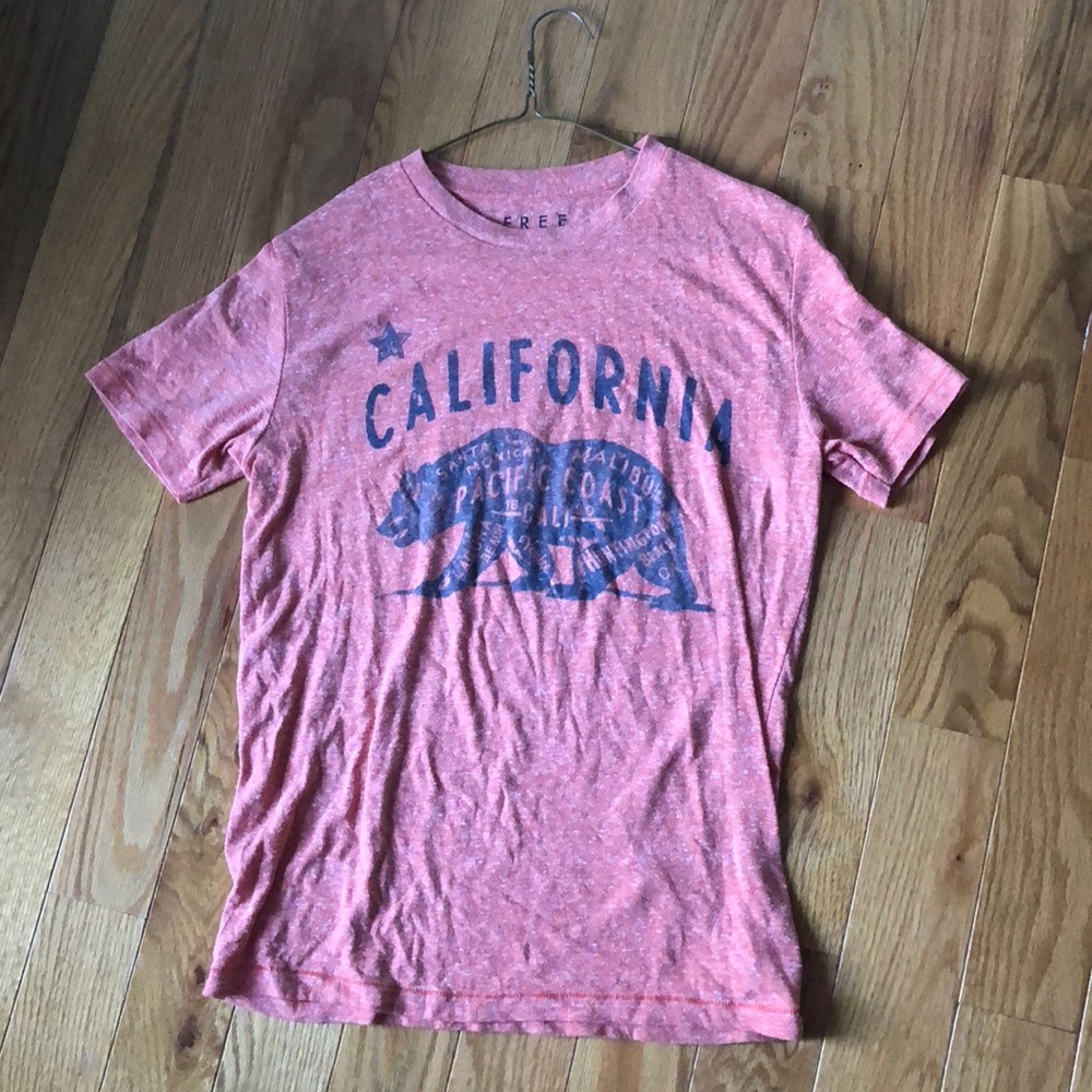 T-shirt California size small