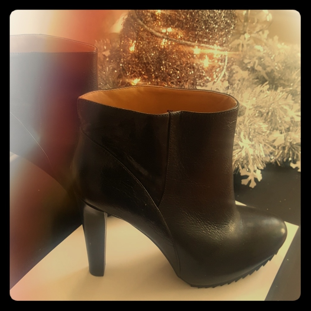 Nine West booties