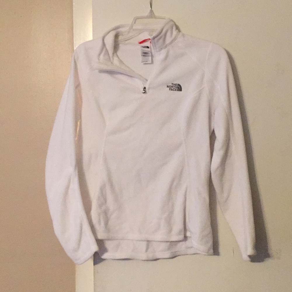 North face pullover