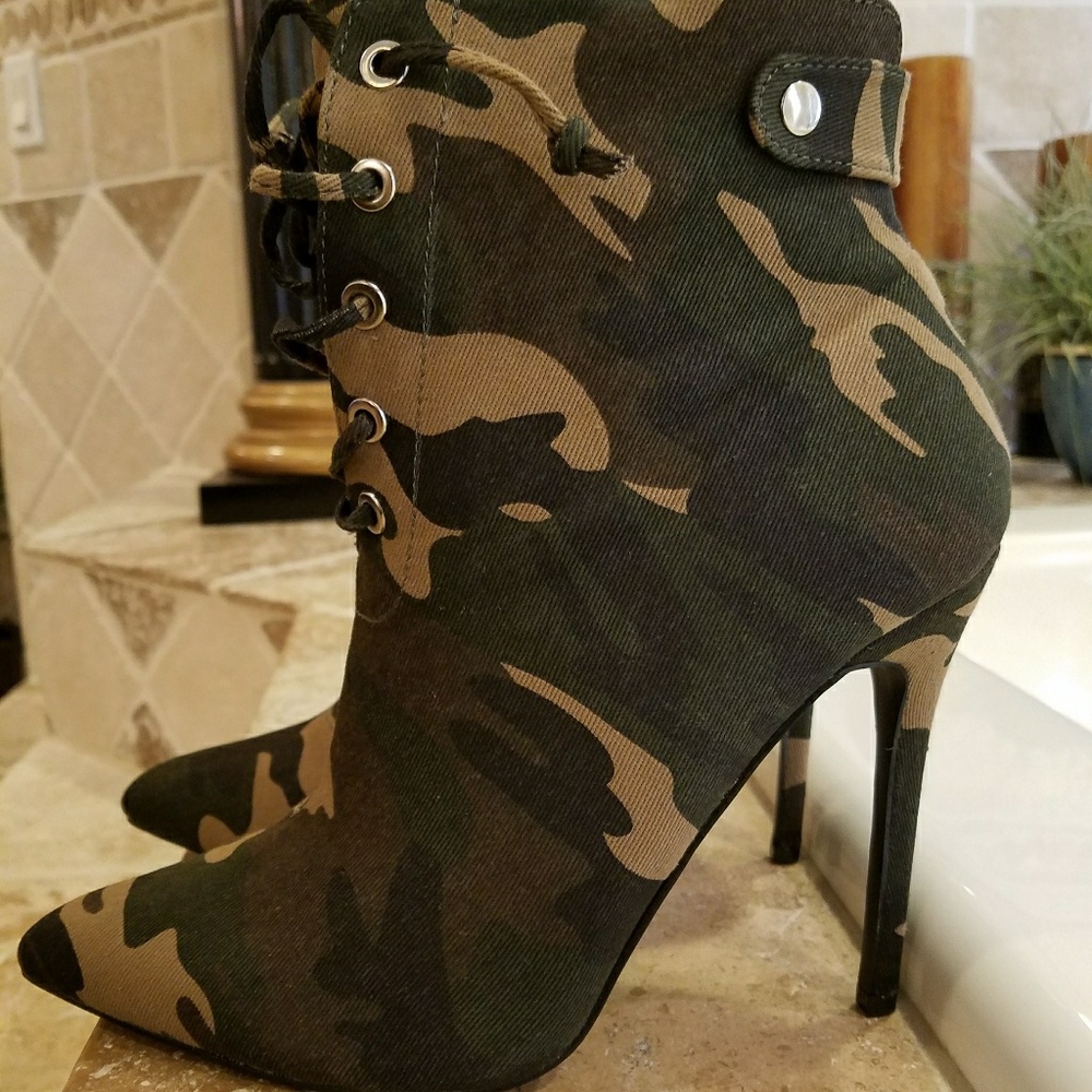 Brand New Camuflauge ankle boots