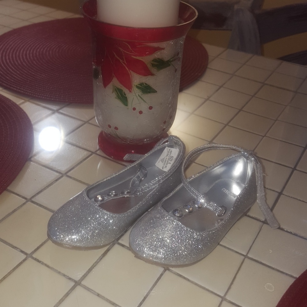 girls shoes