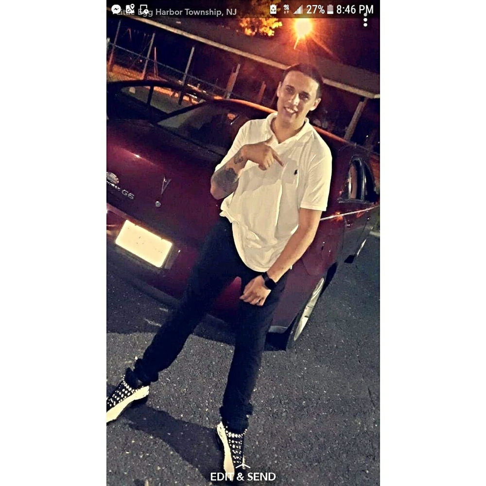 Meet your Posher, Justin