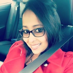 Meet your Posher, Marissa