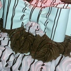 Meet your Posher, Desiree