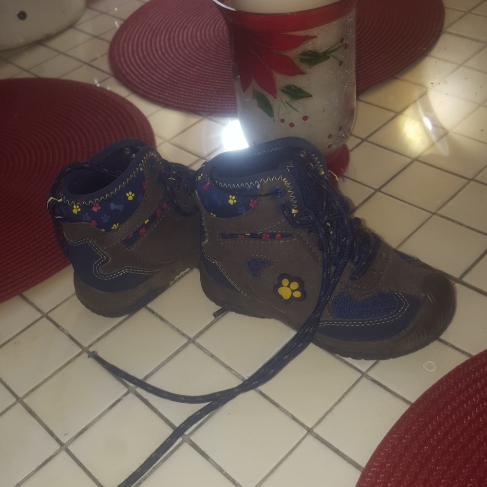 paw patrol boots