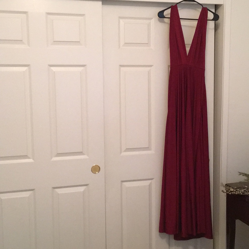 Long wine colored maxi dress
