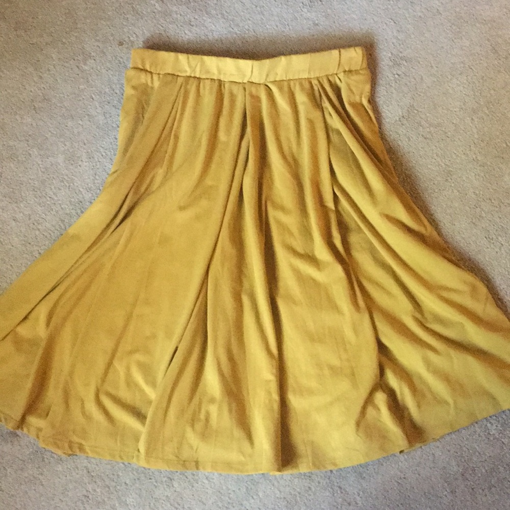 LuLaRoe Madison (with pockets)