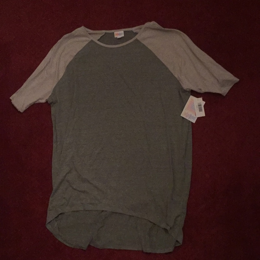 NWT Irma tunic shirt Lularoe in Heather grey