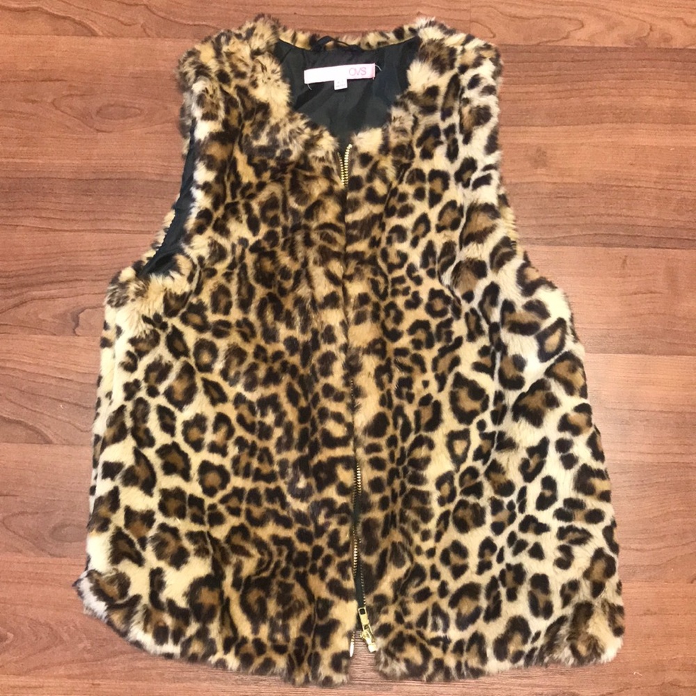 Faux Fur Leopard Vest