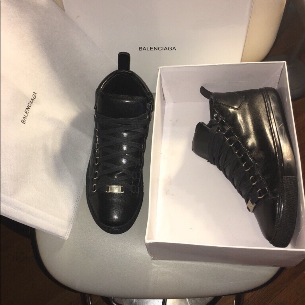 Black balenciagas