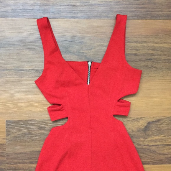 RED DRESS WITH CUT OUTS - Picture 3 of 8
