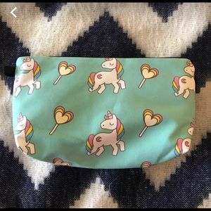 Unicorn zip bag 🦄